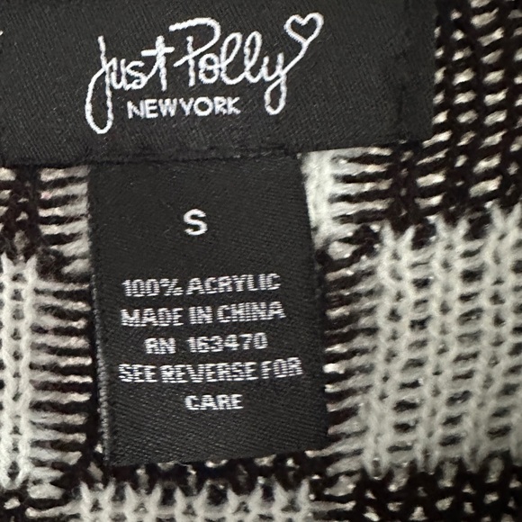 Just Polly Crop Sweater - Picture 2 of 2